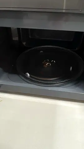 Solo Microwave Midea