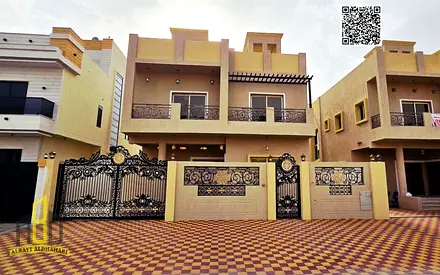 Villa for sale in a very prime location near all services and public facilities. Freehold ownership