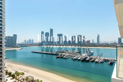 Dual Views | Fully Furnished | Immediate Move in