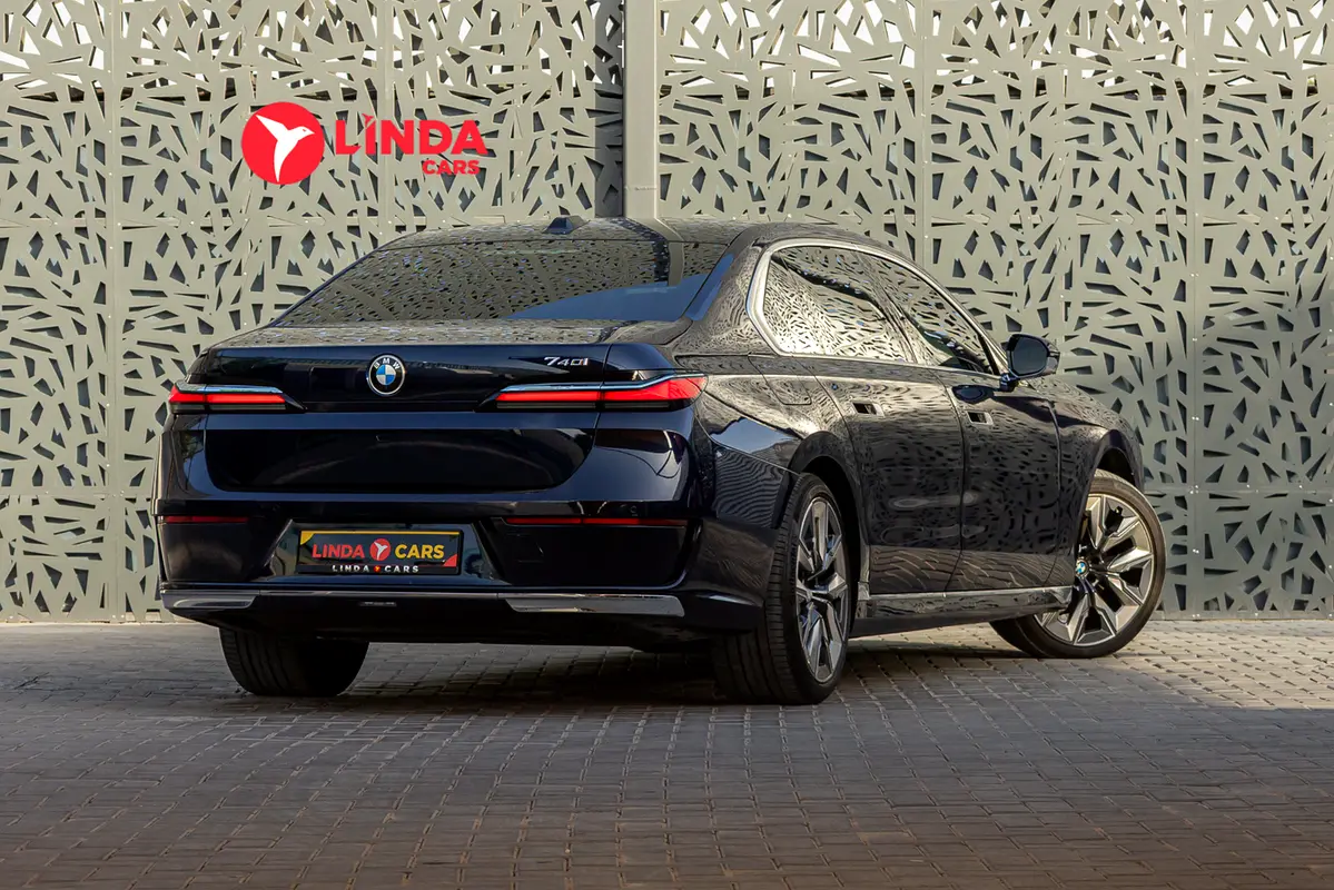 BMW 7-Series 2023