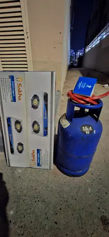 Stove with Gas cylinder regulator set