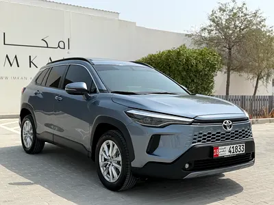 2025 Toyota COROLLA CROSS — фото 3