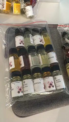 Perfume oil