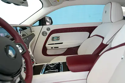 صورة 2 لـ 2024 ROLLS-ROYCE SPECTRE