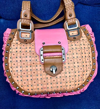 Authentic Versace spike-studded pink FULL LEATHER bag Limited edition lv louis vuitton