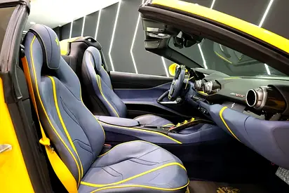2023 Ferrari 812 照片 12
