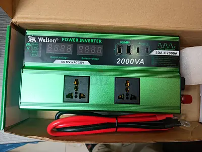 2000W Power Inverter DC 12V to AC 220V