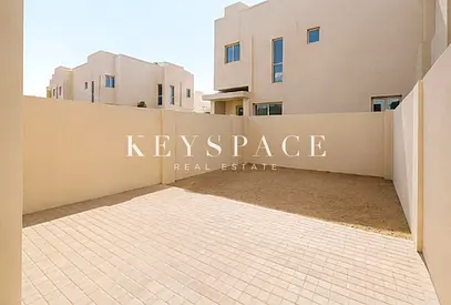 Refined Luxury | Contemporary Family Villas