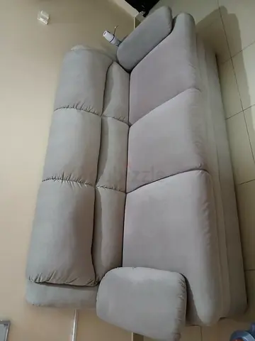 Light grey 3-seater fabric sofa in good condition