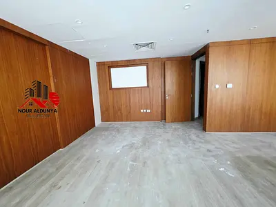 Prime Location. AC FREE. FITTED OFFICE. FREE PARKING. BOOK NOW