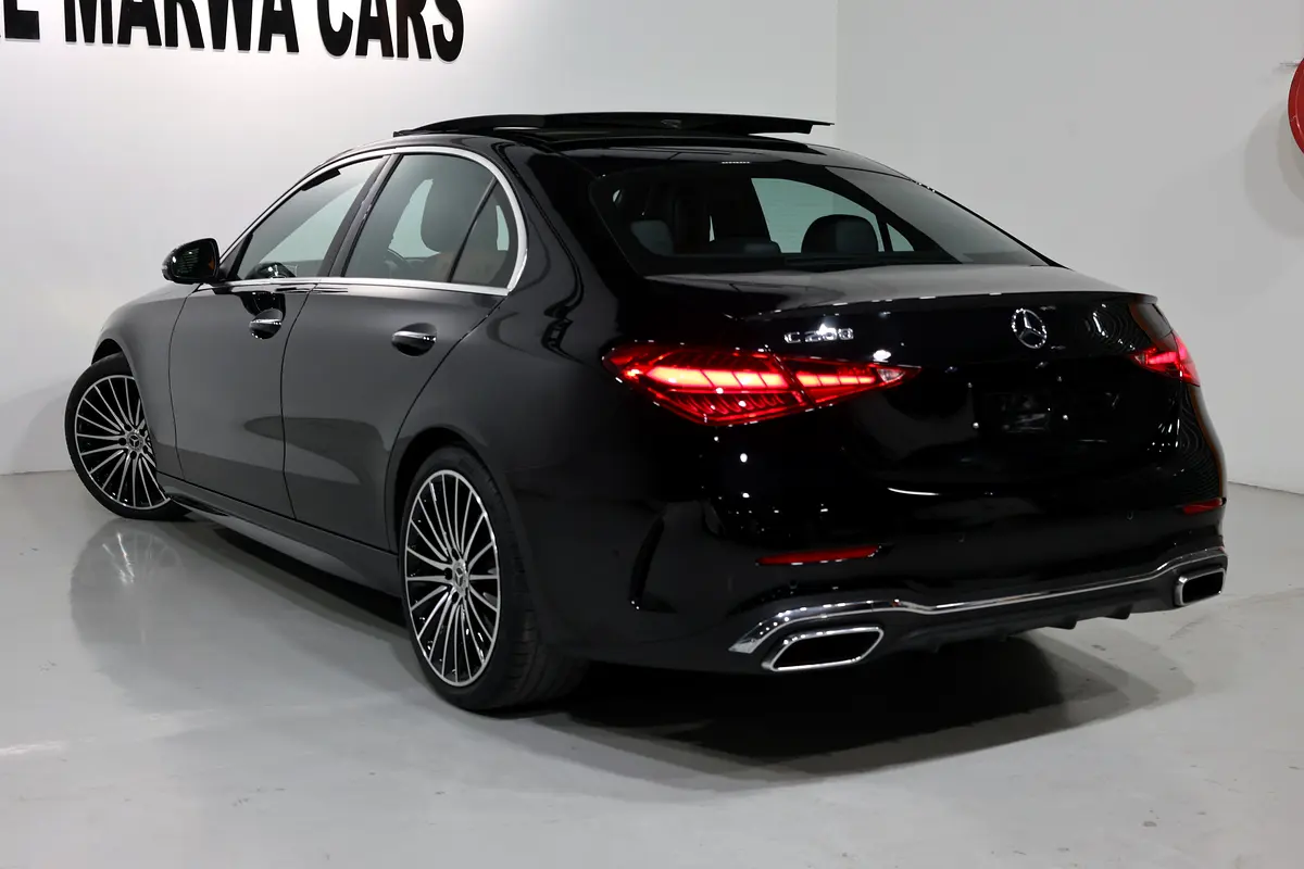 Mercedes-Benz C-Class 2024