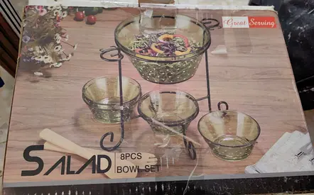BRAND NEW.8-piece Glass Salad Bowl Set with Stand.