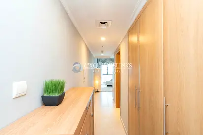FULLY FURNISHED | WATERFRONT VIEWS | MARINA