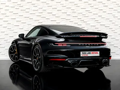 PORSCHE 911 TURBO S | WARRANTY | GCC | LOW KMS | FSH-1