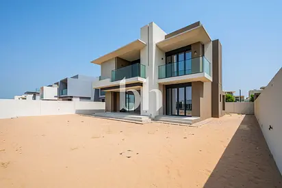 Prime location | Spacious | 4 + Maids Room