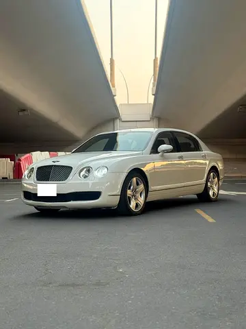 2006 Bentley Flying Spur W12 Cream White