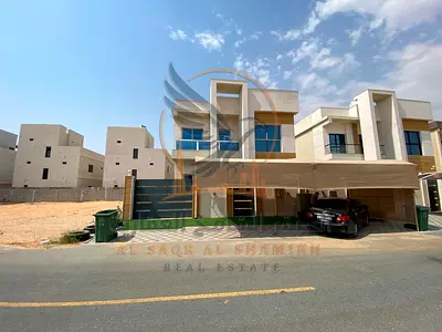 Second-hand villa, unfurnished | All bedrooms are master suites | Two living rooms | Private parkin