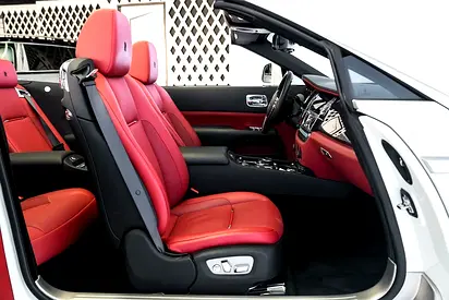 صورة 10 لـ 2016 ROLLS-ROYCE DAWN
