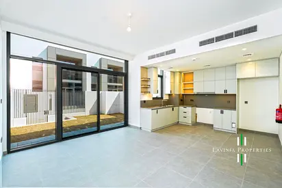 VACANT AND READY | PRIME LOCATION | BEST DEAL