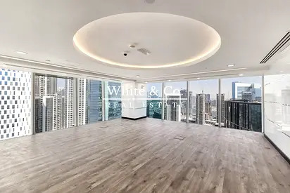 HIGH FLOOR | CLOSE TO METRO | VACANT NOW