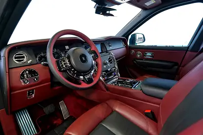 صورة 8 لـ 2020 ROLLS-ROYCE CULLINAN