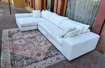 Vista premium quality Grand sofa