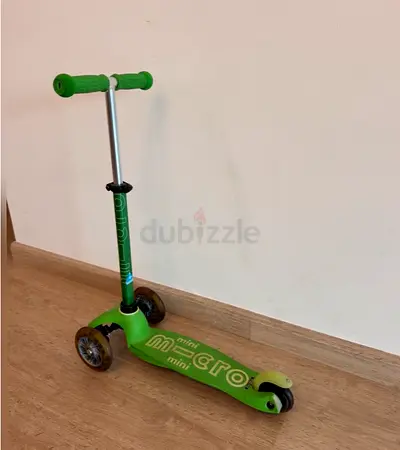 Micro Mini LED Scooter