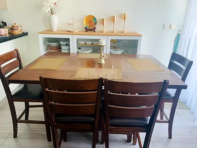 Dinning Table with 6 x seating (4 chairs& 2 x bench with top in leather