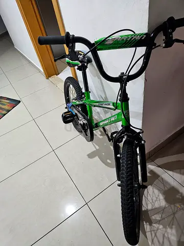 Spartan kids' 18-inch mountain-style bike — good condition