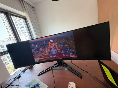 Lenovo Legion R45w-30 is a 44.5-inch super-ultrawide curved gaming monitor featuring a 32:9 aspect r