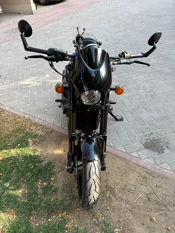 Harley Davidson Street Rod 2018 model in excellent condition, single person used, total kms
