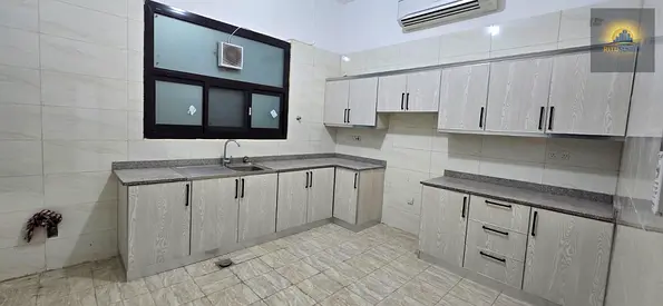 SPACIOUS 2 BED ROOM HALL APPARTMENT AVAILABLE IN IN MBZ CITY