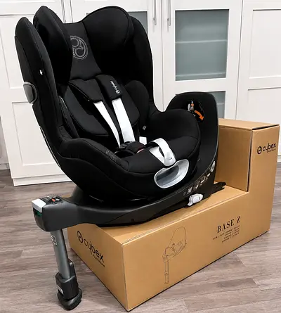 Cybex sirona z i size car seat with base z