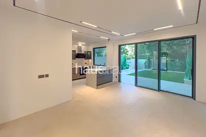 Fully Renovated | Landscaped Garde | Type 4M