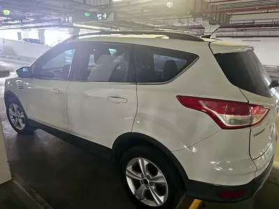 صورة 8 لـ 2013 FORD ESCAPE