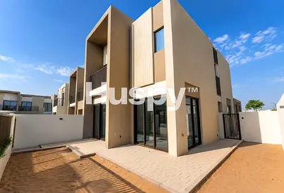 Vacant On Transfer | Upgraded | Close to Amenities