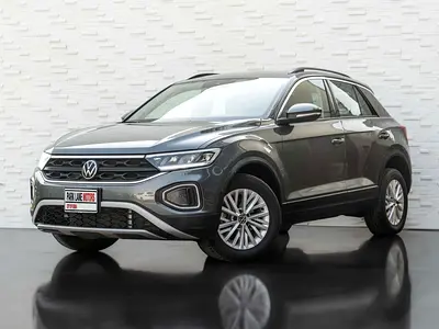 0% DOWN PAYMENT! | ☀️ THE HOLIDAY WINDOW | VOLKSWAGEN T-ROC LIFE | IMMEDIATE OWNERSHIP | WARRANTY