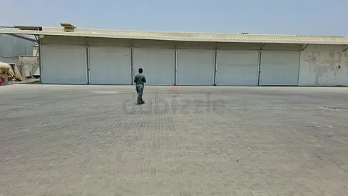 WAREHOUSES 3 NOS WITH OPEN YARD
