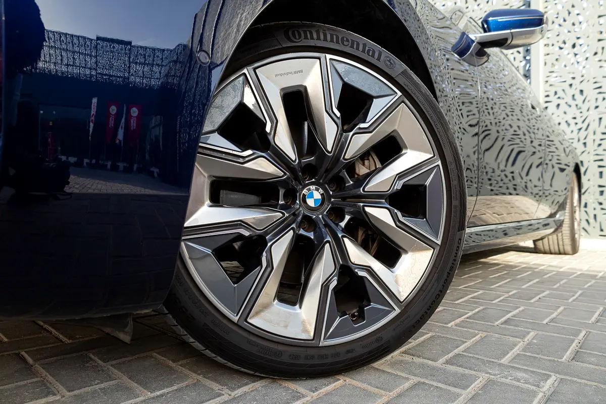 BMW 7-Series 2023