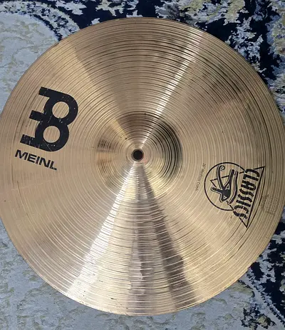 Meinl crash cymbal
