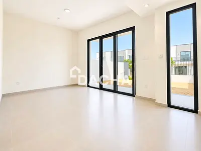 Single Row | Unfurnished | Available September