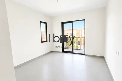 Corner | Ready to Move in | Toleo