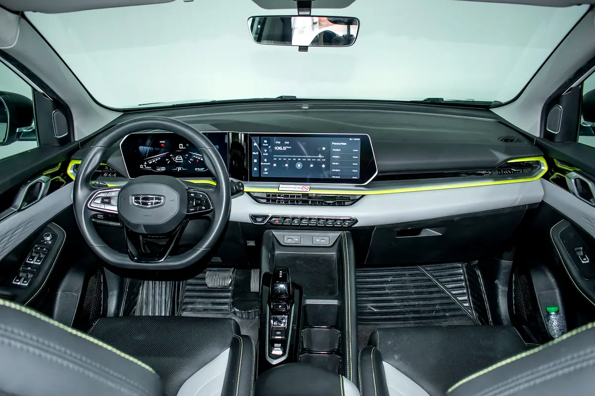 Geely Coolray 2025