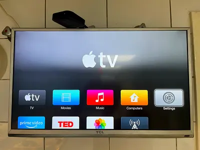 TCL 32-inch TV with apple tv