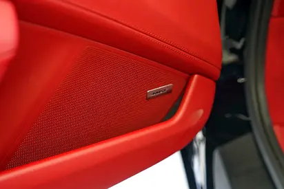 2025 Porsche 911 photo 7