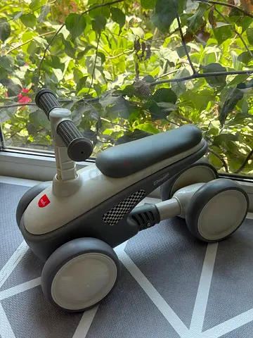 Moon Baby Balance Bike - Grey and White