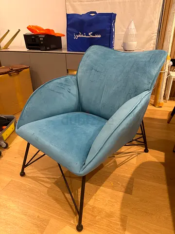 Modern Light Blue Velvet Chair with Metal Legs