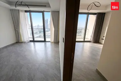 Vacant & Ready | Fitted | High Floor | Balcony