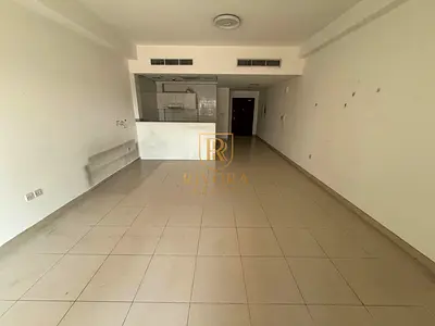 استوديو | واسع | مع شرفة