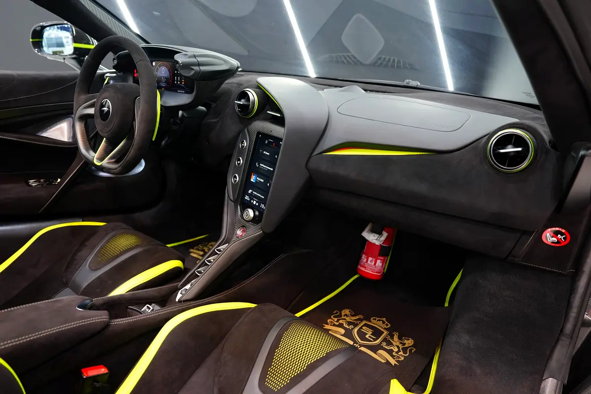 ماكلارين 750 إس 2024